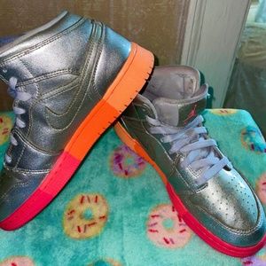 Nike Air Jordan 1 Retro Mid Sunrise (GS)